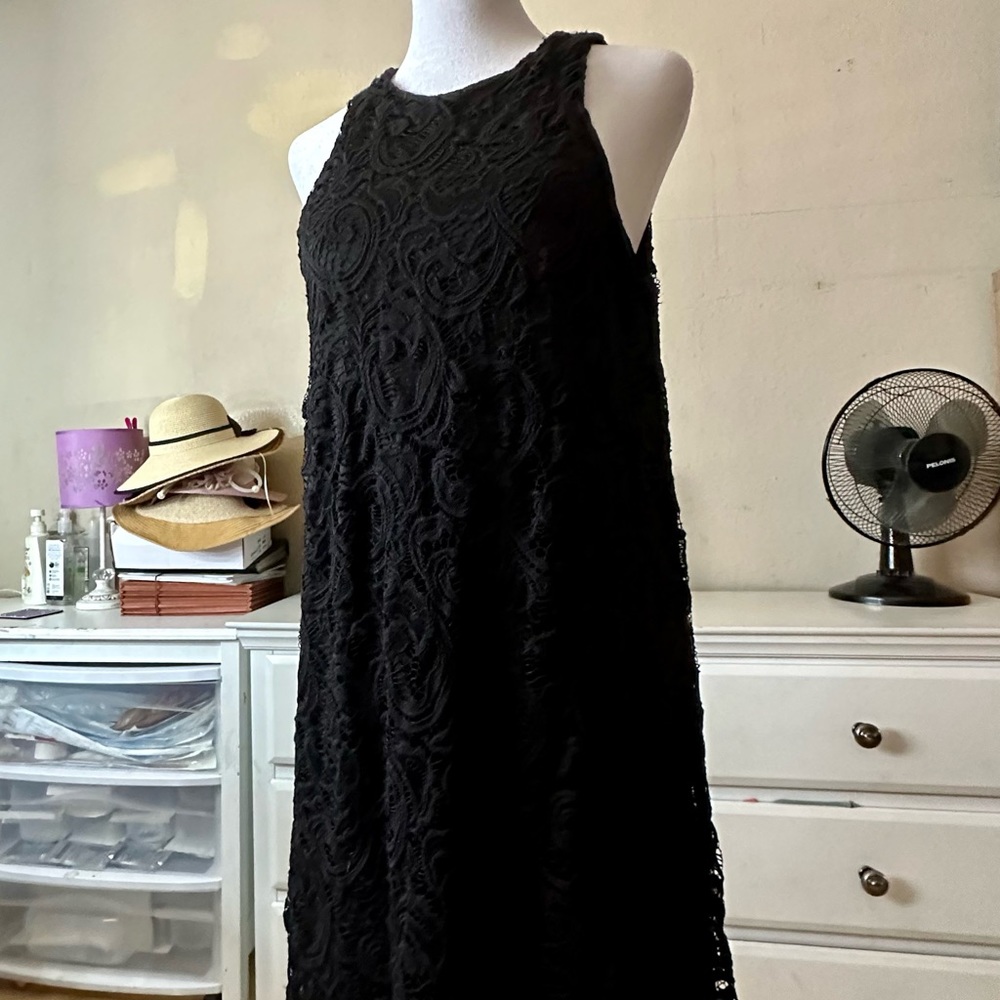 Black lace cocktail dress